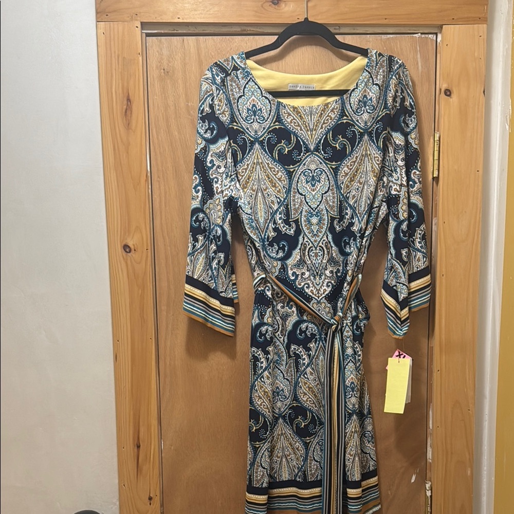 Sandra Darren  navy/paisley Sheath Dress 3/4 Sleeve Scoop Neck